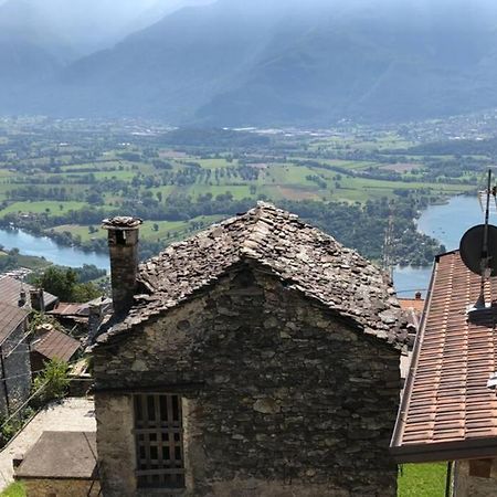 La Poulerie - Suite Dependance Gera Lario Luaran gambar